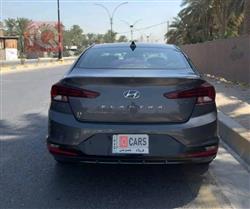هیوندای ئەلەنترا